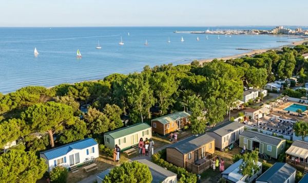 Mobil home grau du roi camping port camargue bord de mer : votre prochaine escapade en famille et bord de plage