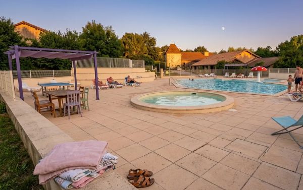 Quelles sont les meilleures activités camping à La Roche-sur-Yon ?